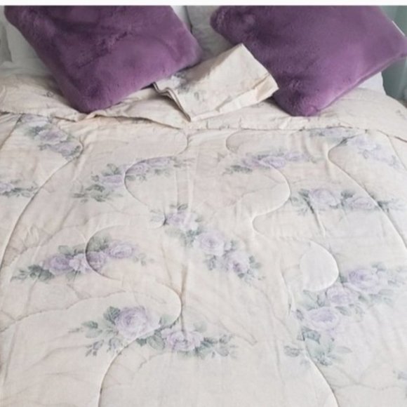 REVERSIBLE BEDDING TWIN- Floral and Cream W large pillow case - Picture 12 of 12